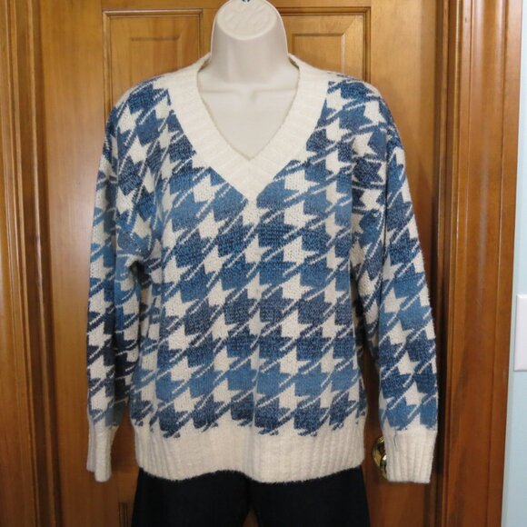 Clotheshead Women's V-Neck Sweater Blue/Creme Ombre Herringbone Size S/M - Picture 2 of 12